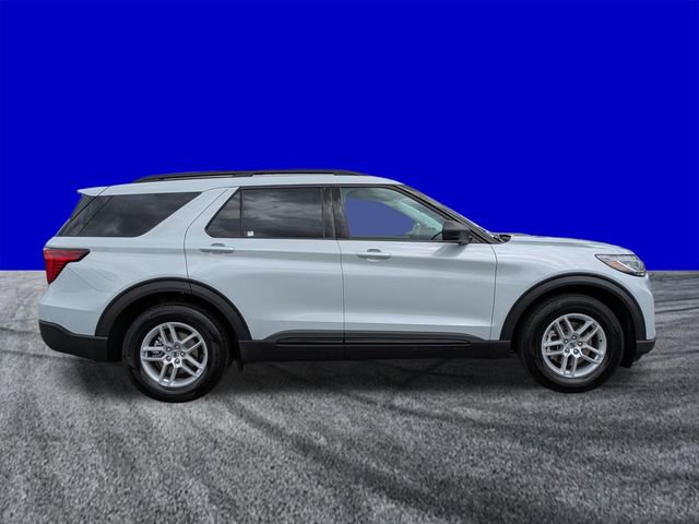 Certified 2026 Ford Explorer Active w/ Active Comfort Package RWD image 3
