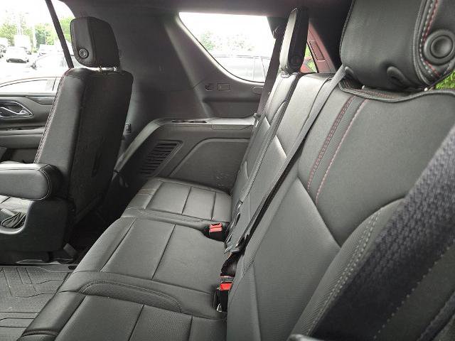 Used 2022 Chevrolet Tahoe RST w/ Luxury Package AWD/4WD image 6