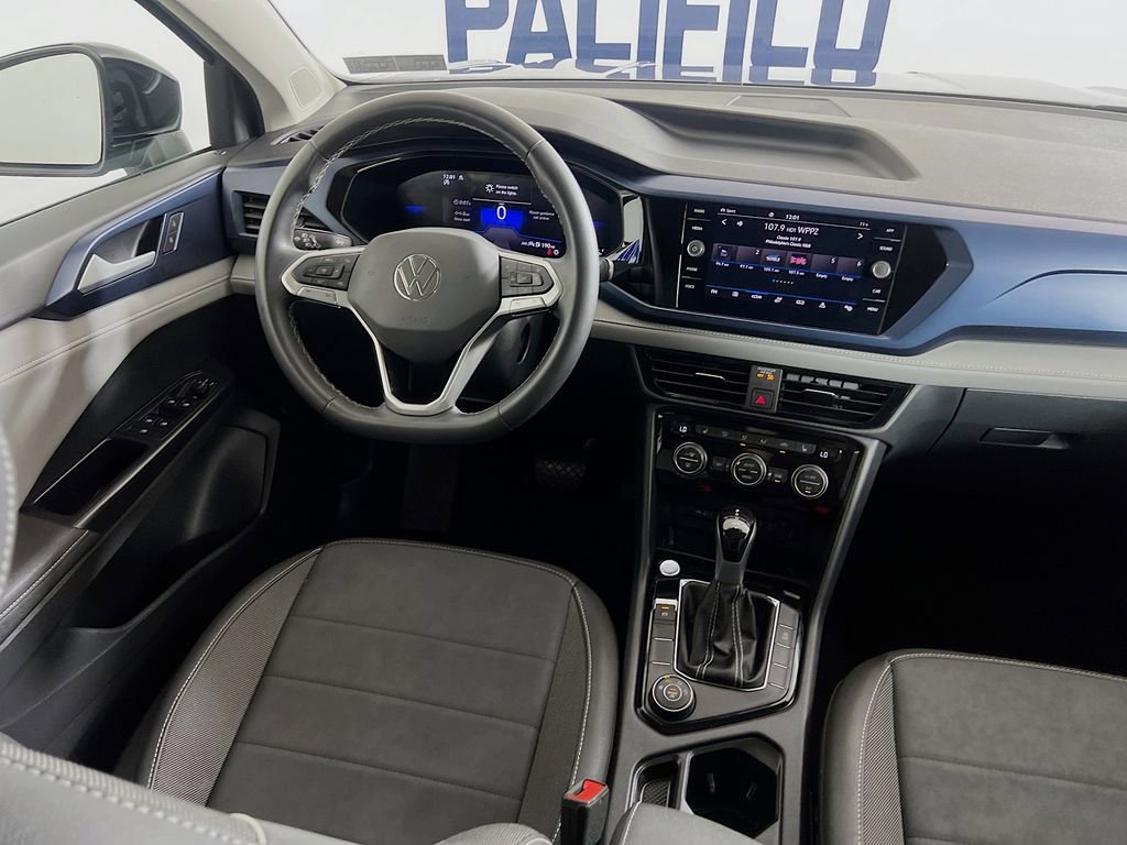 Used 2024 Volkswagen Taos SE w/ Panoramic Sunroof Package AWD/4WD image 28