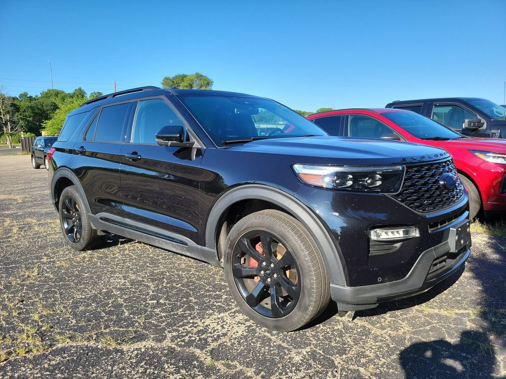 Certified 2023 Ford Explorer ST w/ Equipment Group 401A AWD/4WD image 2