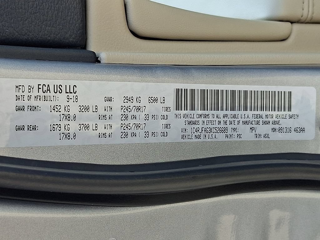 Used 2019 Jeep Grand Cherokee Laredo AWD/4WD image 25