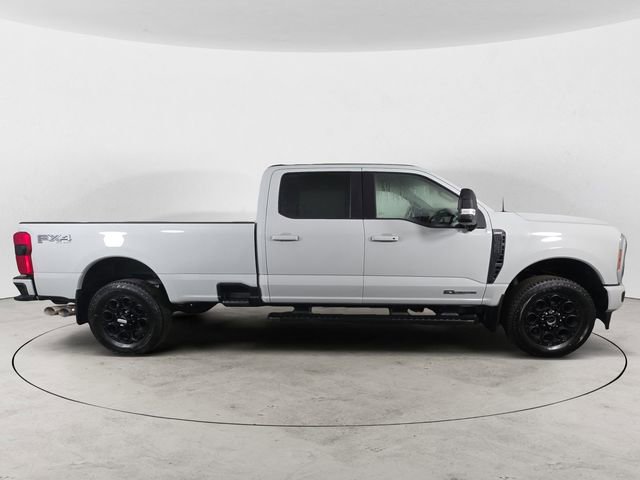 Certified 2025 Ford F350 Lariat w/ Black Appearance Package image 2