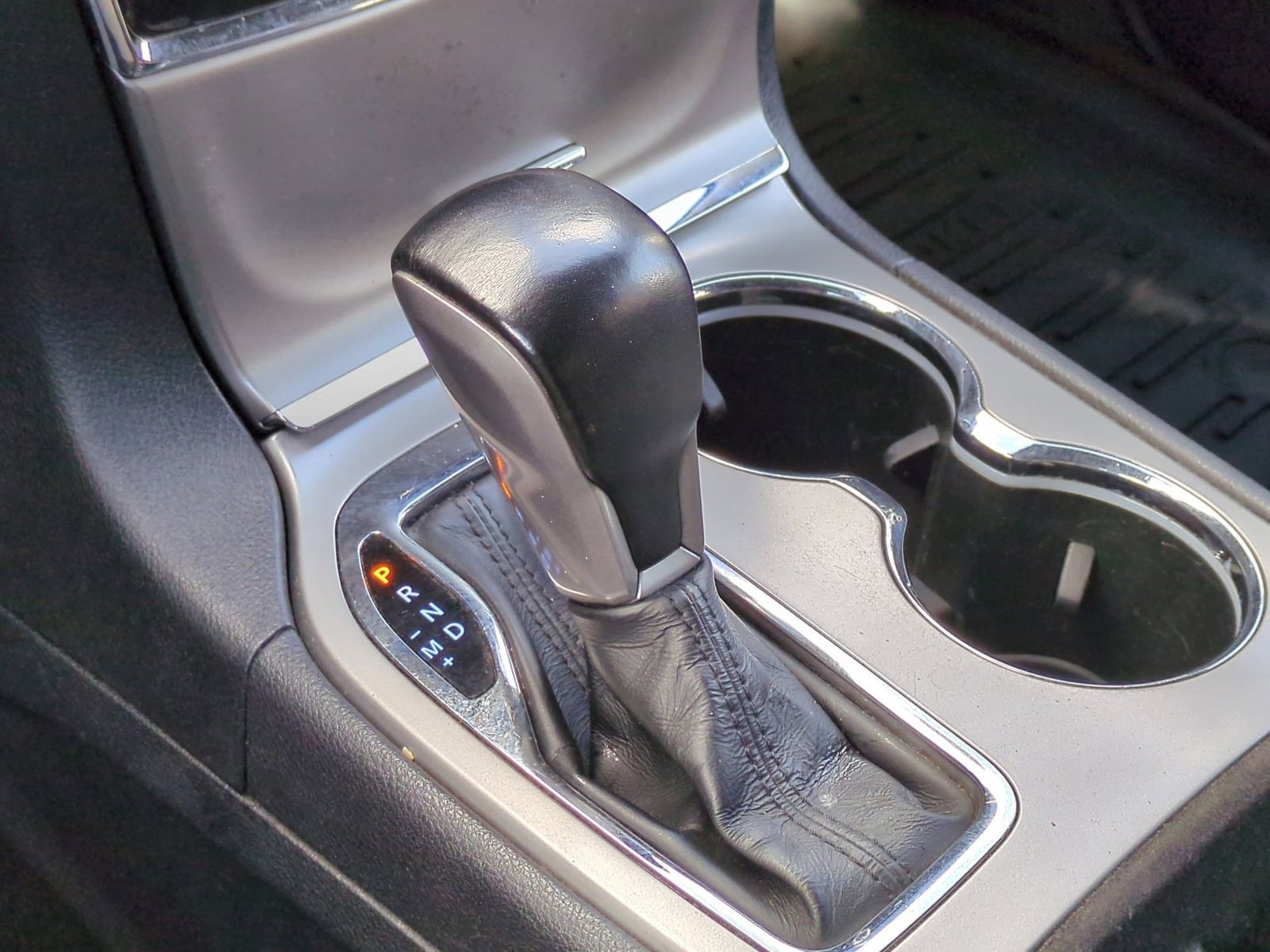 Used 2021 Jeep Grand Cherokee Laredo X AWD/4WD image 34