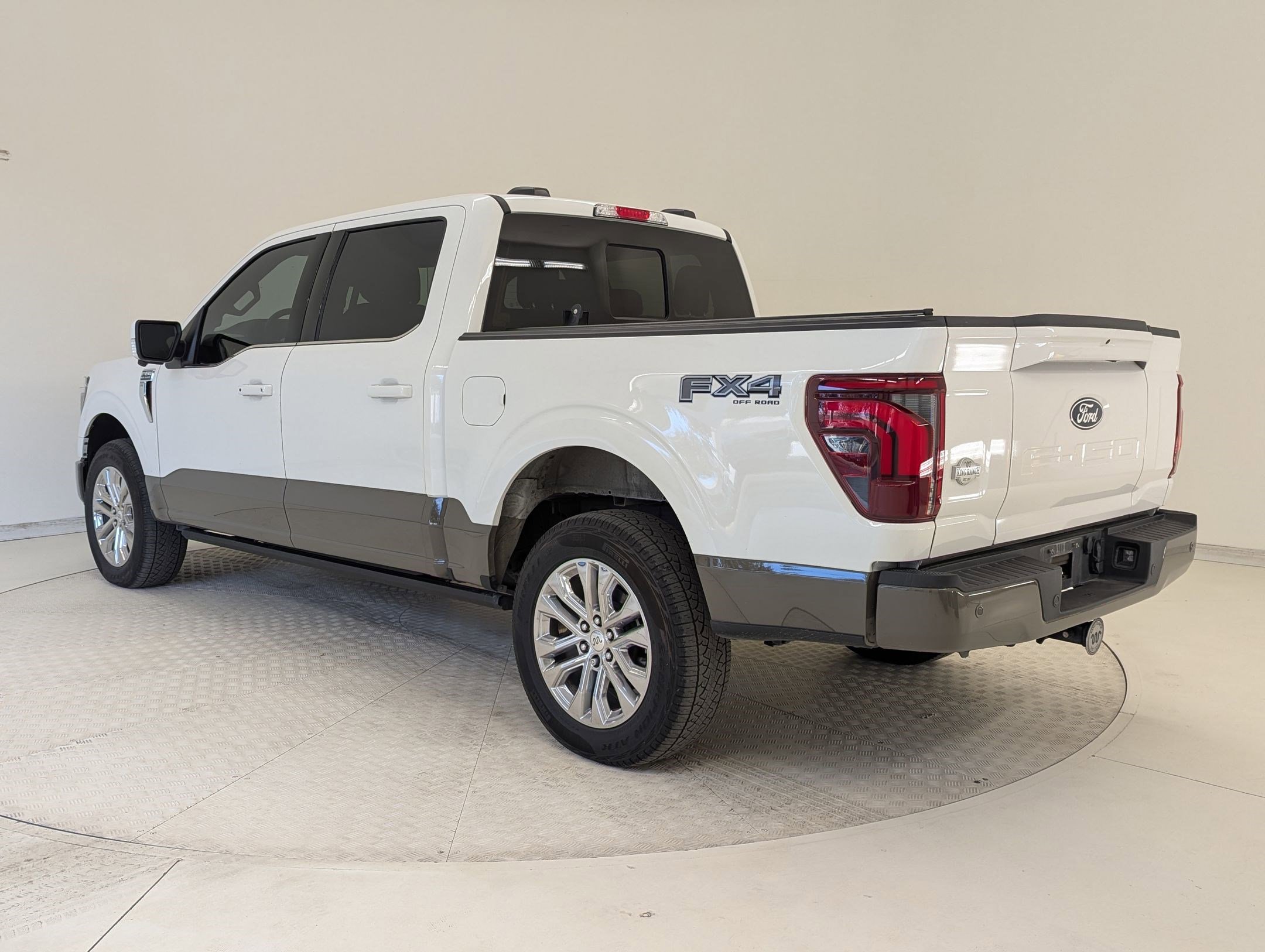 Certified 2025 Ford F150 King Ranch w/ FX4 Off-Road Package image 3