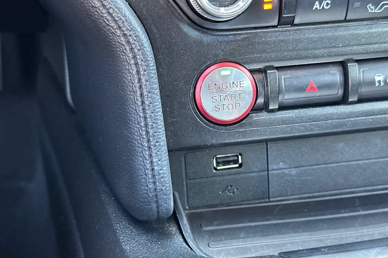 Certified 2020 Ford Mustang Coupe RWD image 22