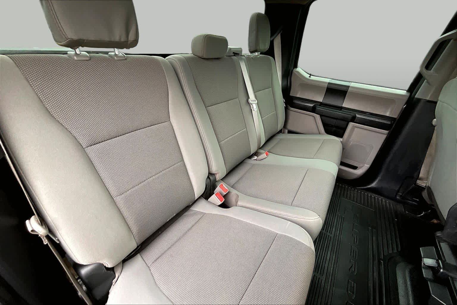 Certified 2019 Ford F250 XL w/ STX Appearance Package AWD/4WD image 18