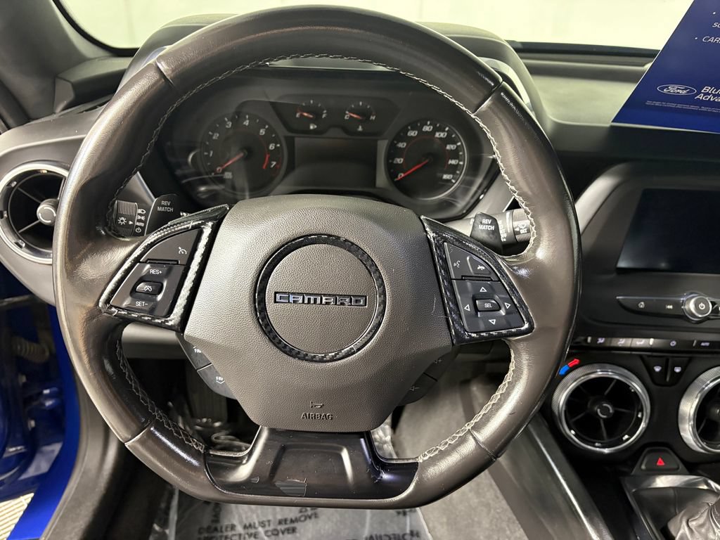 Used 2020 Chevrolet Camaro LT RWD image 14