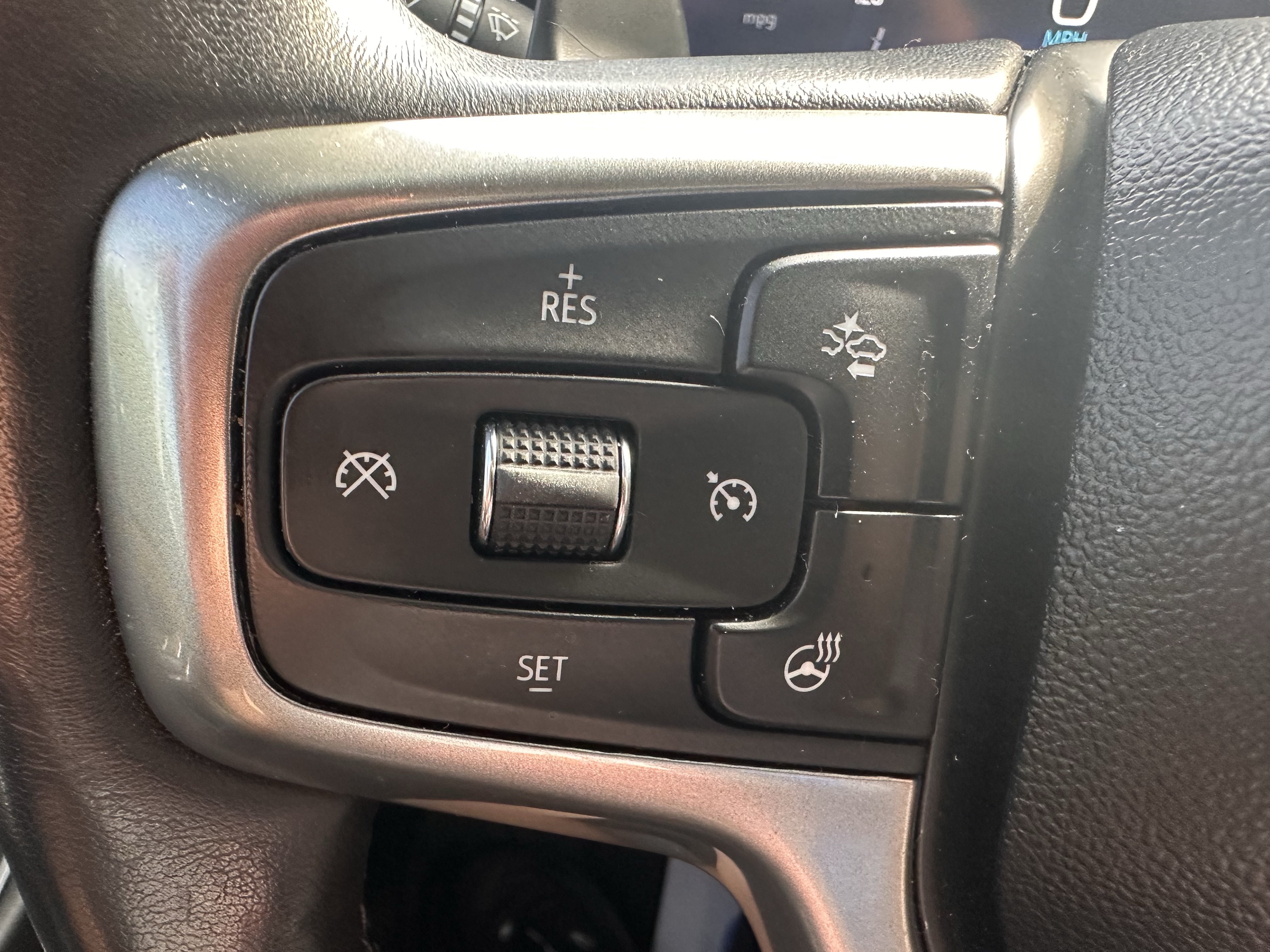 Used 2022 Chevrolet Silverado 1500 RST AWD/4WD image 22