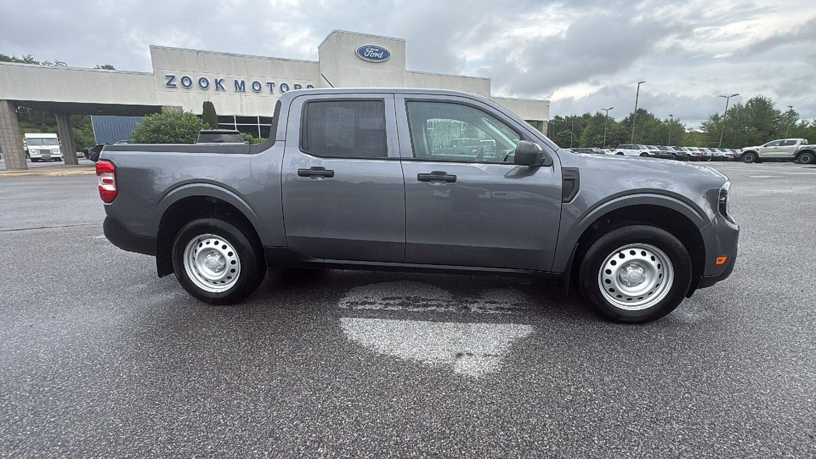 Certified 2025 Ford Maverick XL w/ 4K Tow Package AWD/4WD image 3