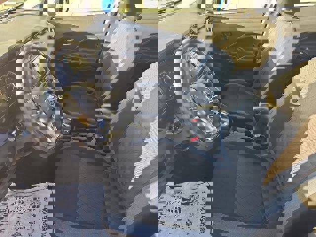 Used 2023 Nissan Versa SV image 12