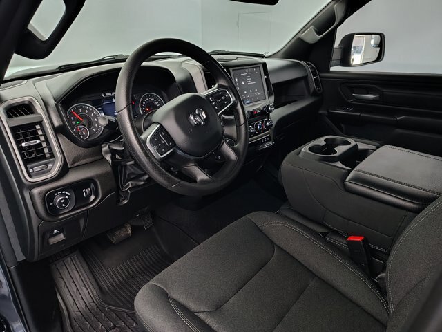 Used 2025 RAM 1500 Warlock AWD/4WD image 40