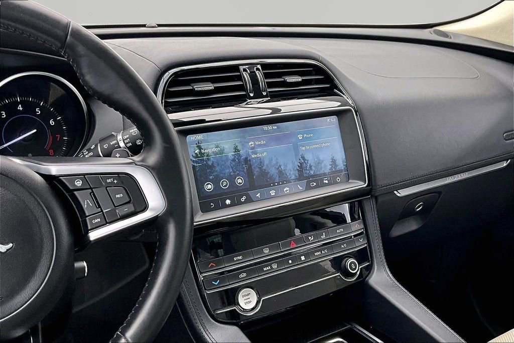 Used 2020 Jaguar F-PACE Prestige AWD/4WD image 6