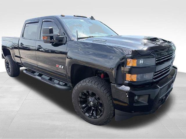 Used 2019 Chevrolet Silverado 2500 LTZ w/ Duramax Plus Package AWD/4WD image 2