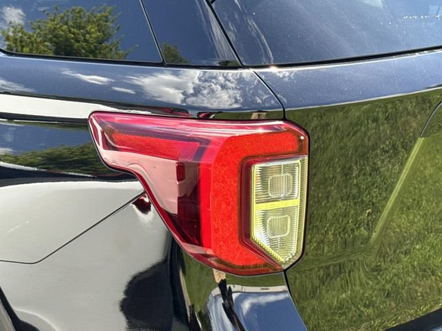 Certified 2022 Ford Explorer ST w/ Equipment Group 401A AWD/4WD image 8