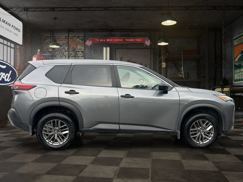 Used 2023 Nissan Rogue S AWD/4WD image 7