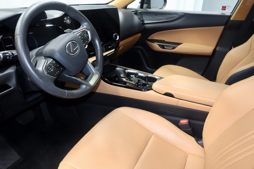 Used 2024 Lexus NX 250 FWD image 23