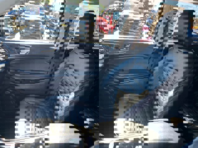 Certified 2022 Ford Edge SEL w/ Convenience Package image 11