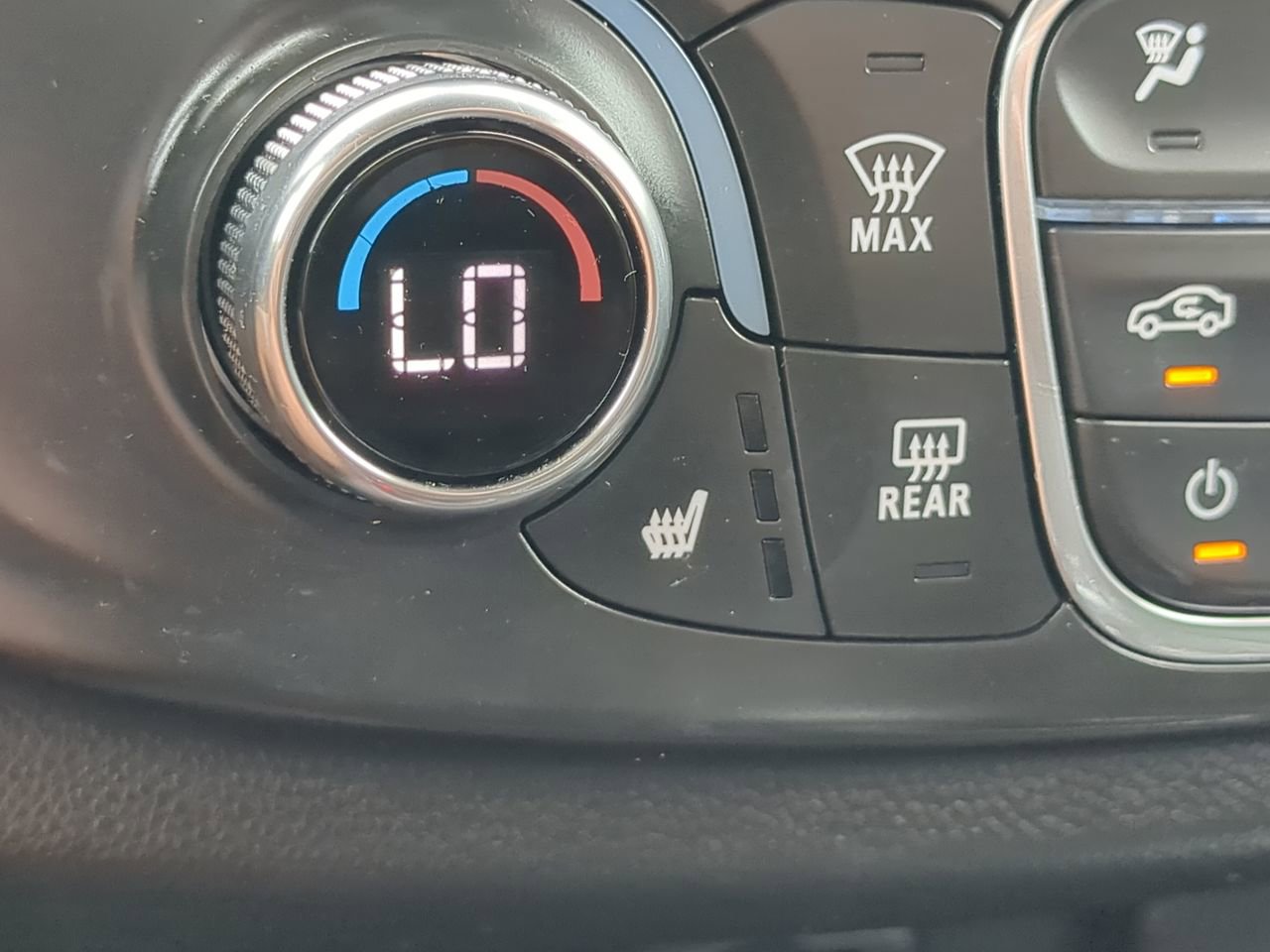 Used 2020 Chevrolet Traverse RS FWD image 21
