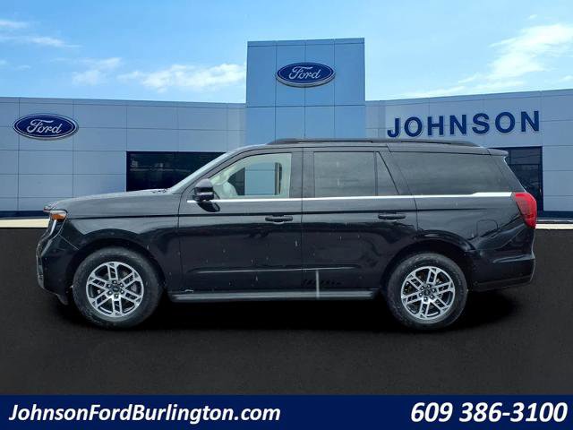 Certified 2025 Ford Expedition Active AWD/4WD image 7
