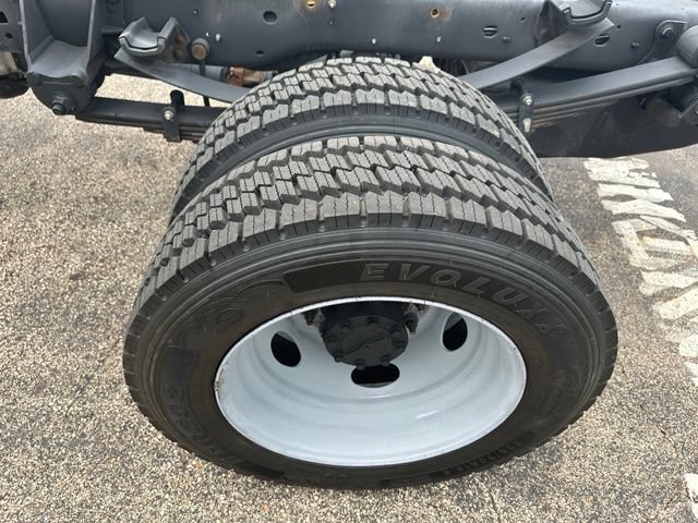 Certified 2024 Ford F550 2WD Crew Cab Super Duty image 7