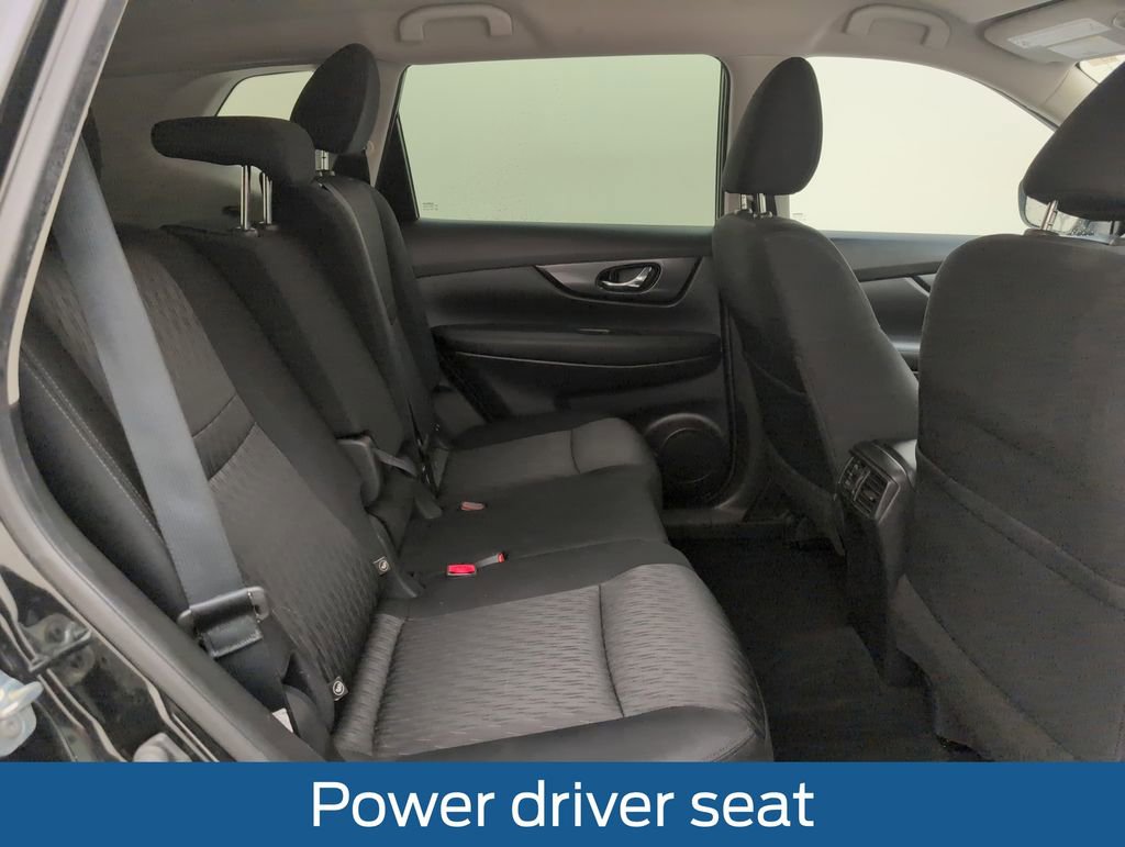 Used 2018 Nissan Rogue SV FWD image 16