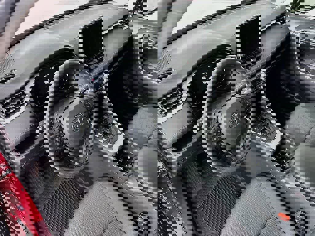 Used 2025 Toyota RAV4 XLE w/ Convenience Package image 2