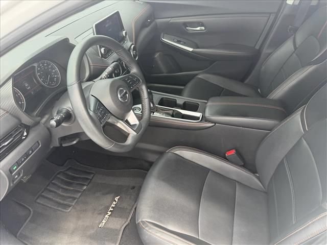Used 2023 Nissan Sentra SR w/ SR Premium Package FWD image 8