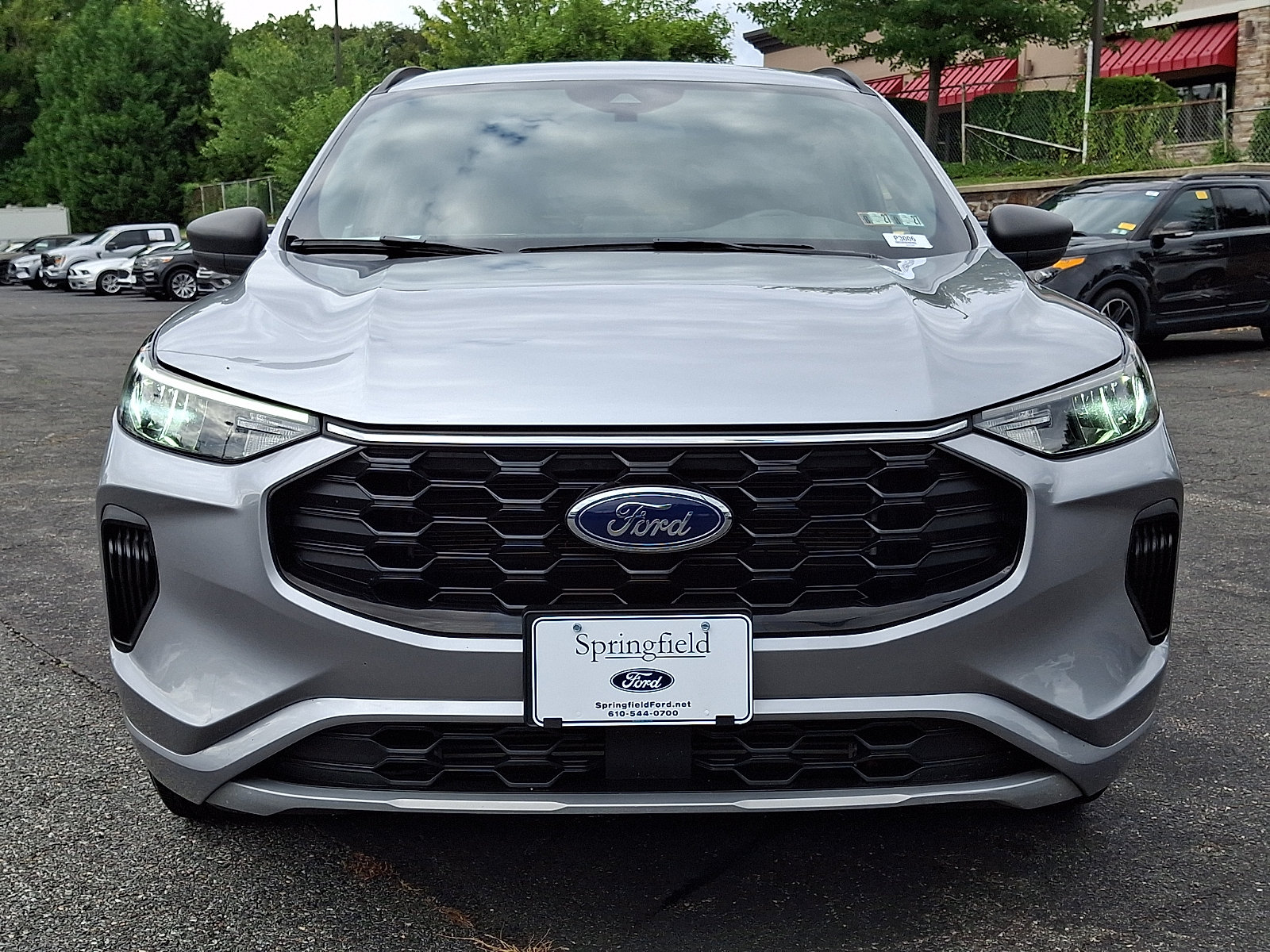 Certified 2024 Ford Escape ST-Line AWD/4WD image 2