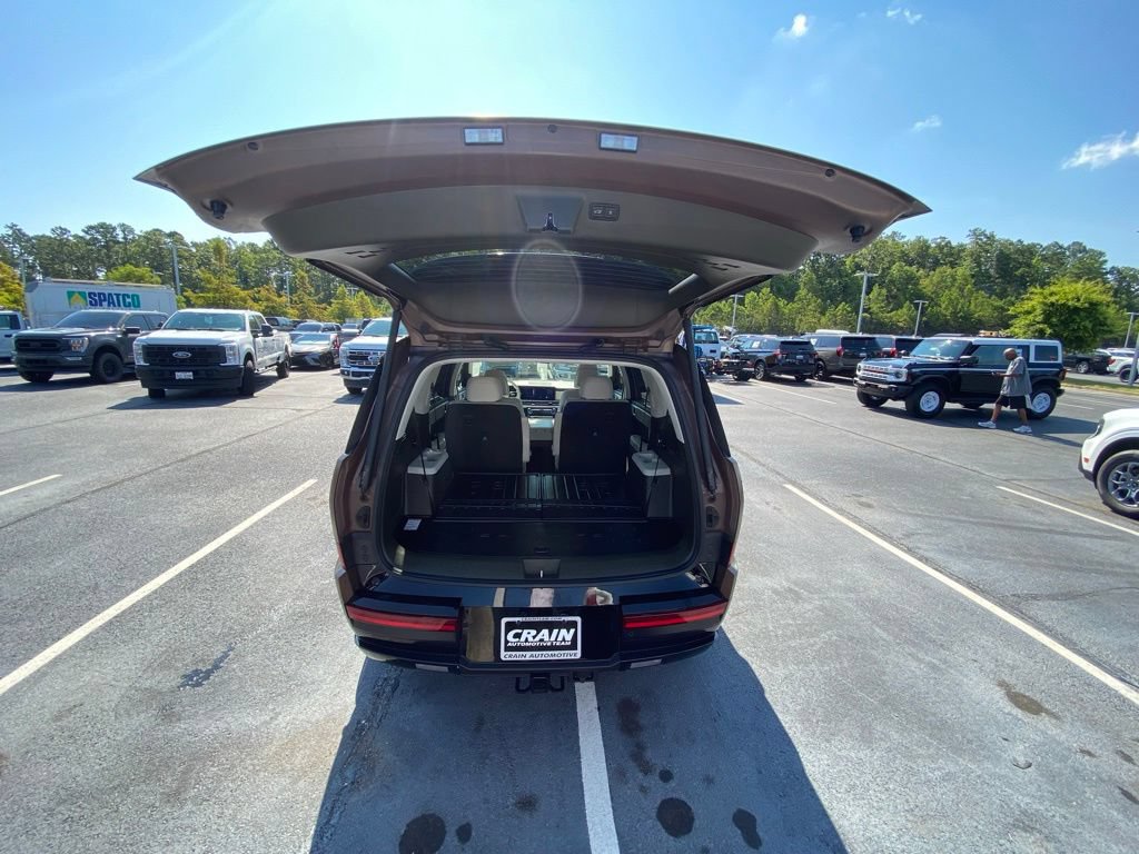 Used 2025 Hyundai Santa Fe Calligraphy AWD/4WD image 28