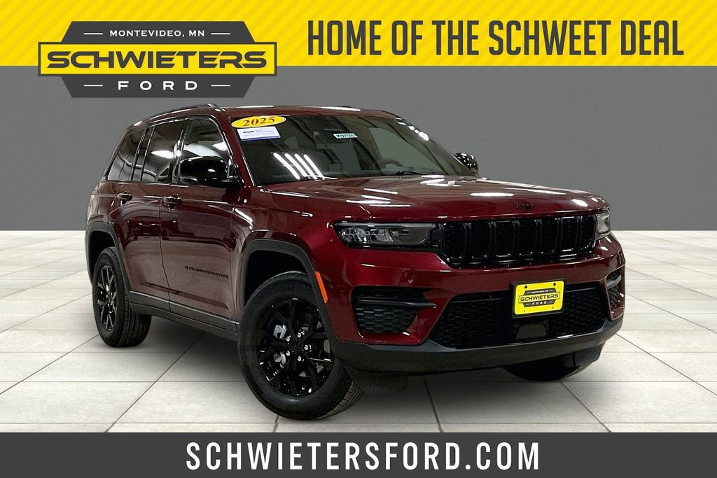 Used 2025 Jeep Grand Cherokee Altitude