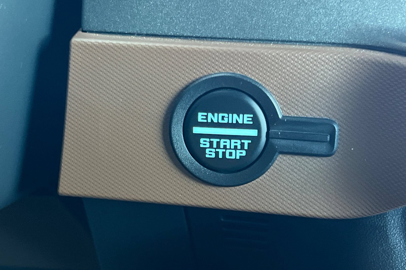 Certified 2024 Ford Bronco Outer Banks AWD/4WD image 32
