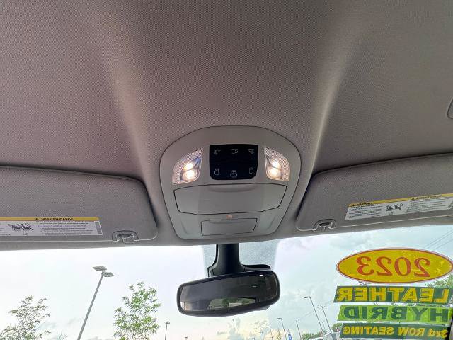 Used 2023 Chrysler Pacifica Touring-L FWD image 27