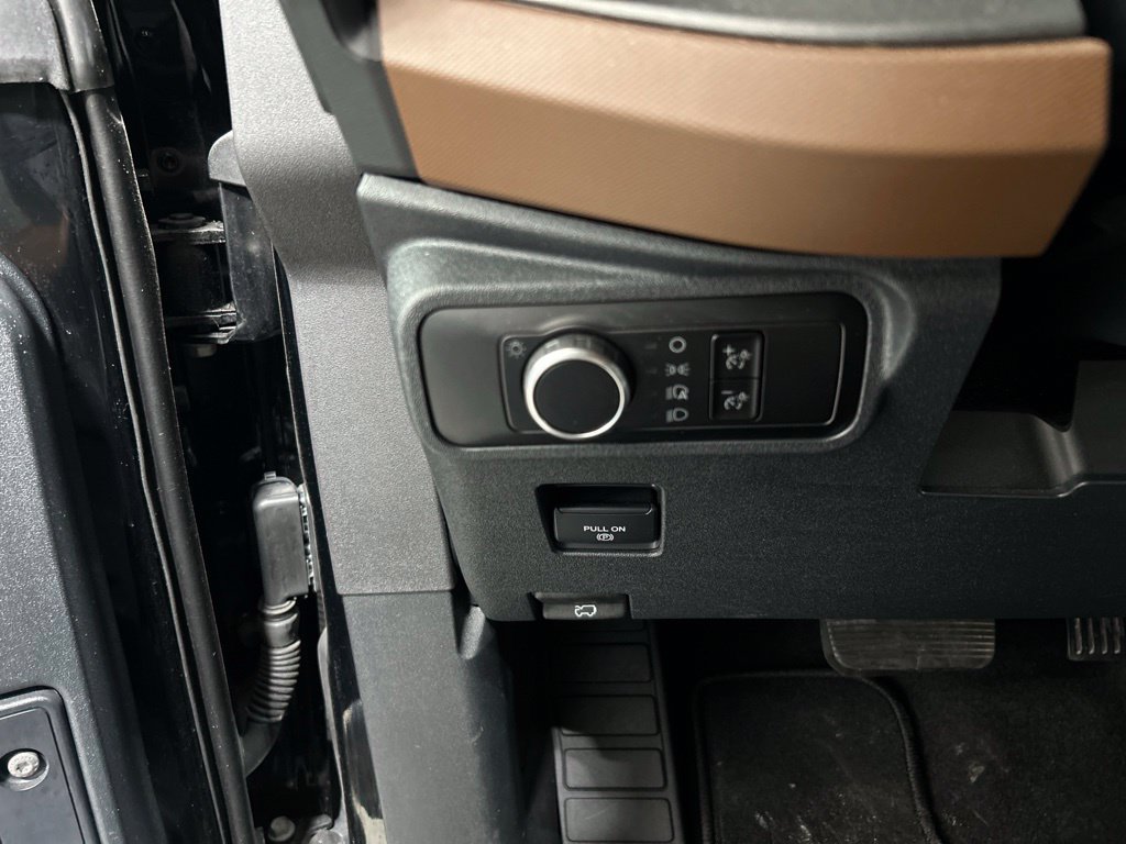 Certified 2024 Ford Bronco Outer Banks AWD/4WD image 13