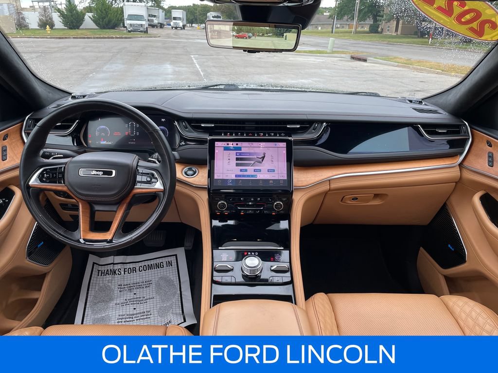 Used 2022 Jeep Grand Cherokee L Summit AWD/4WD image 17