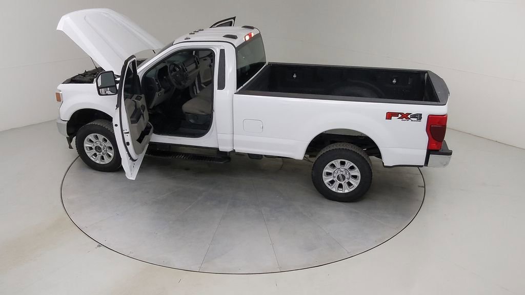 Certified 2022 Ford F350 XLT w/ FX4 Off-Road Package AWD/4WD image 50