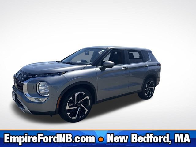 Used 2024 Mitsubishi Outlander SE