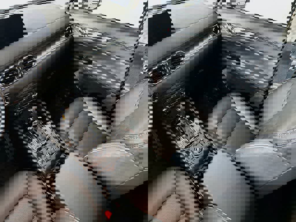 Used 2025 MAZDA CX-5 AWD 2.5 S w/ Select Package image 14