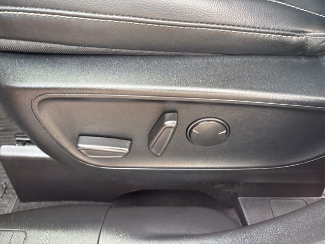 Certified 2020 Ford Escape SEL image 11