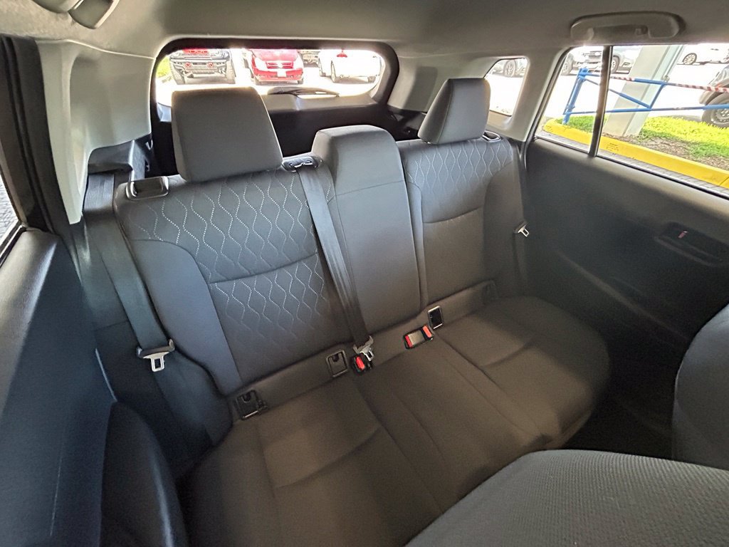 Used 2024 Toyota Corolla Cross LE FWD image 30