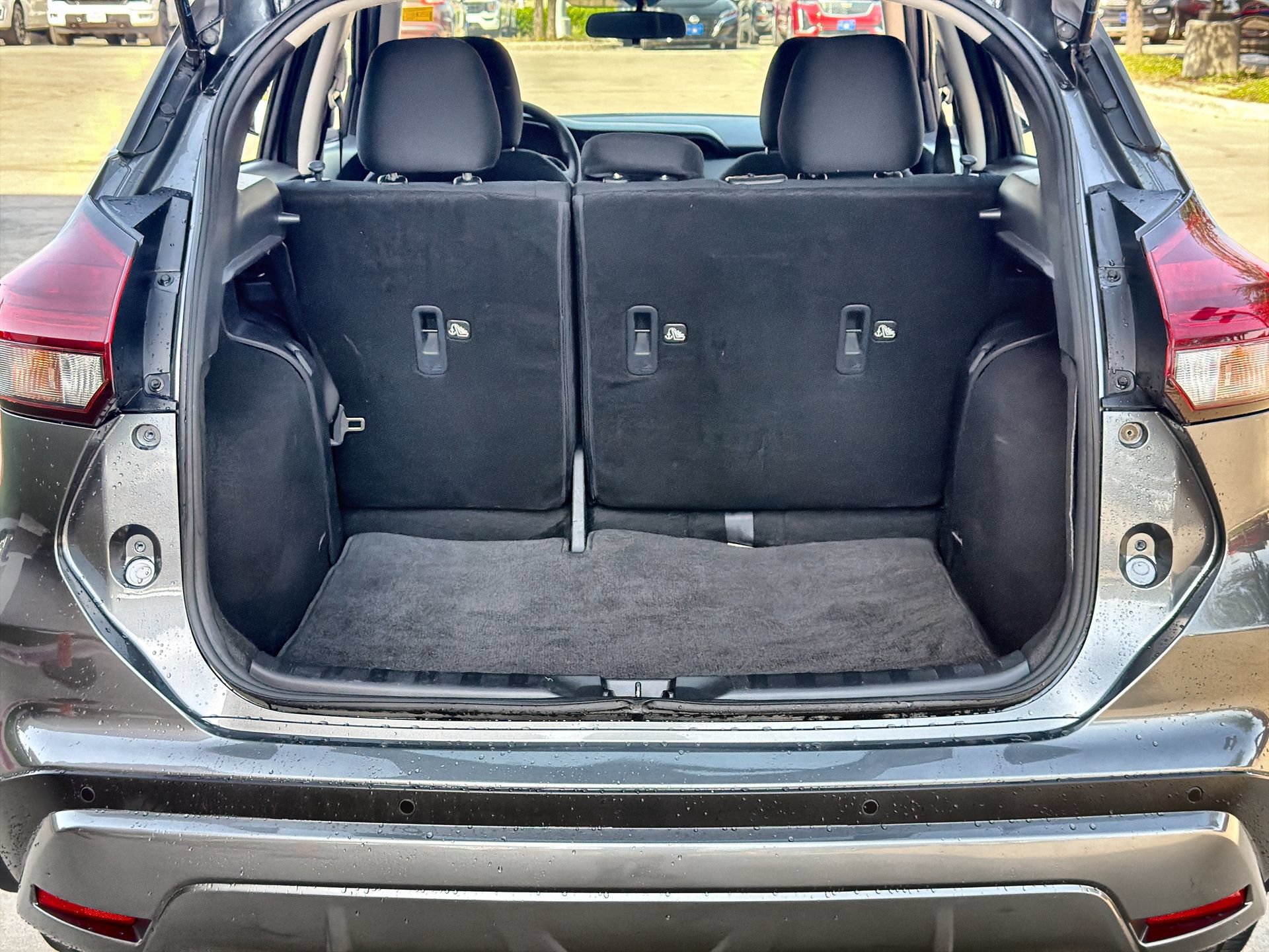 Used 2024 Nissan Kicks S FWD image 22