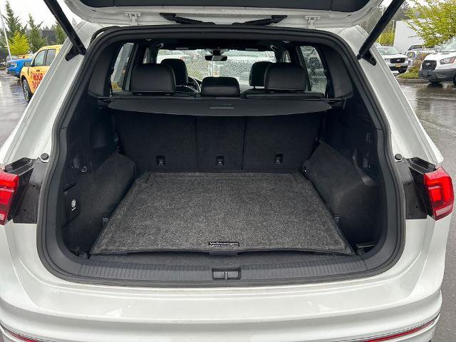 Used 2024 Volkswagen Tiguan SEL R-Line AWD/4WD image 34