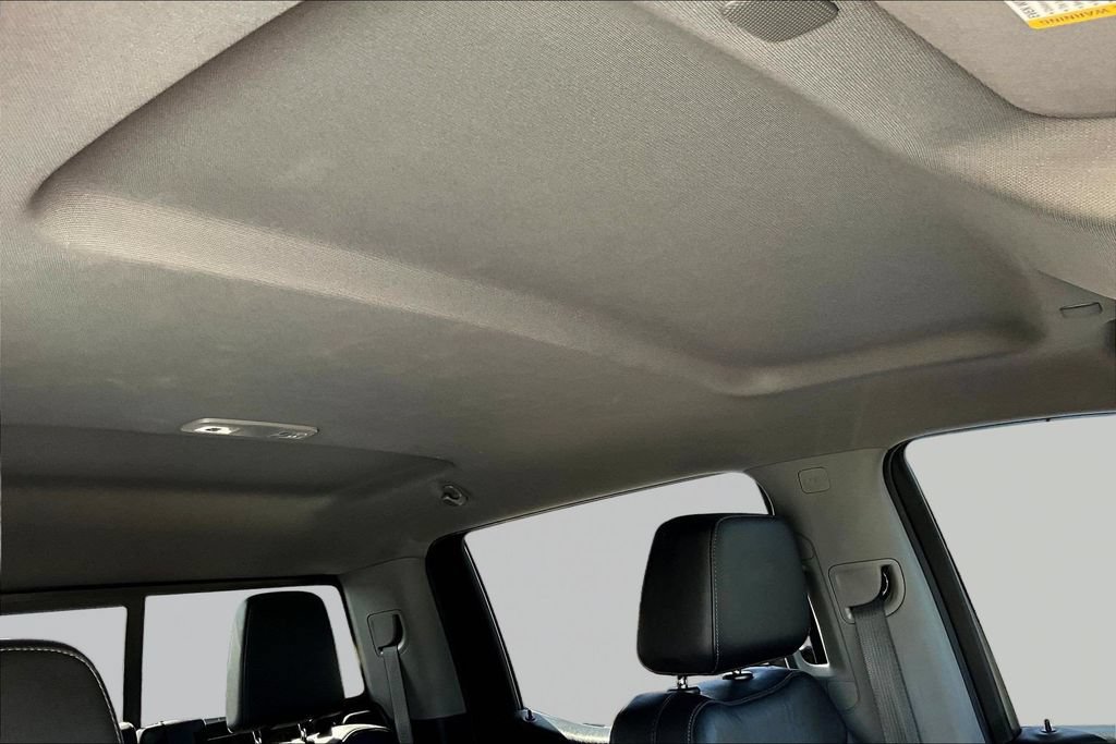 Used 2021 Chevrolet Silverado 1500 RST w/ Convenience Package II AWD/4WD image 29