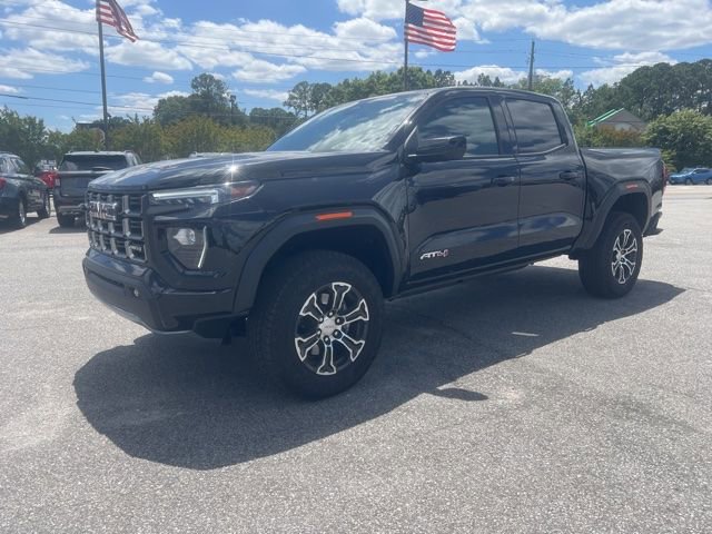 Used 2025 GMC Canyon AT4 AWD/4WD image 3