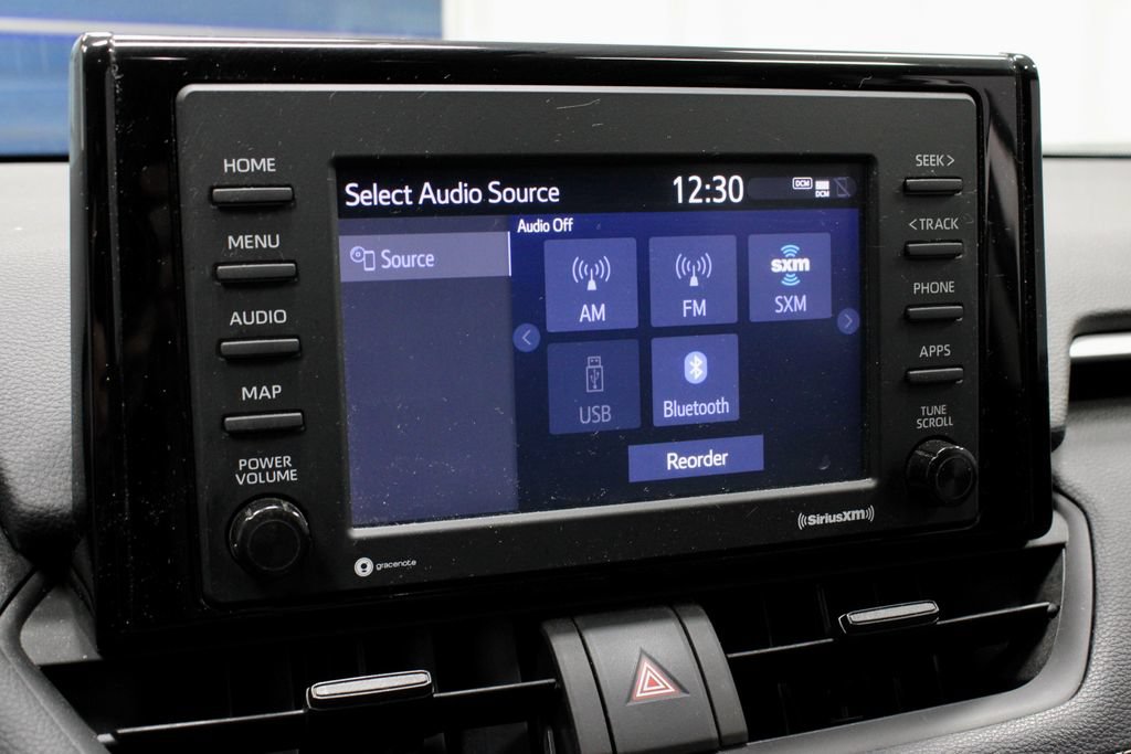 Used 2022 Toyota RAV4 XLE w/ Convenience Package AWD/4WD image 2
