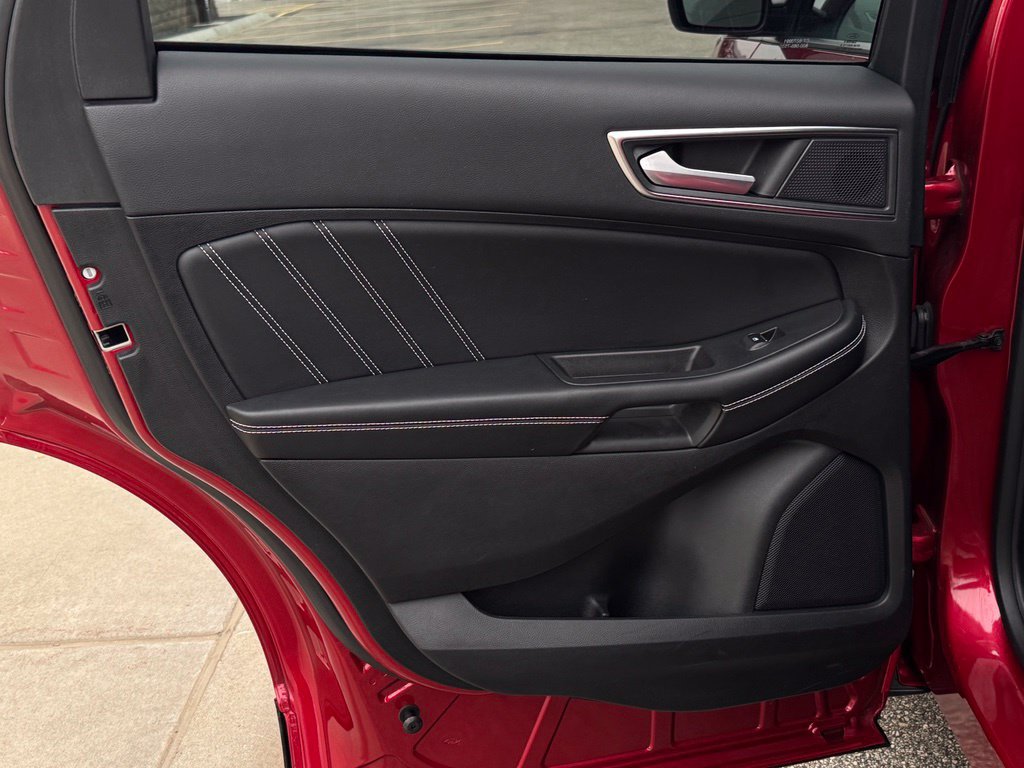 Certified 2023 Ford Edge ST AWD/4WD image 13