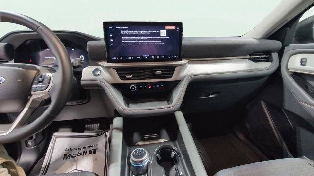 Certified 2025 Ford Explorer Active AWD/4WD image 22