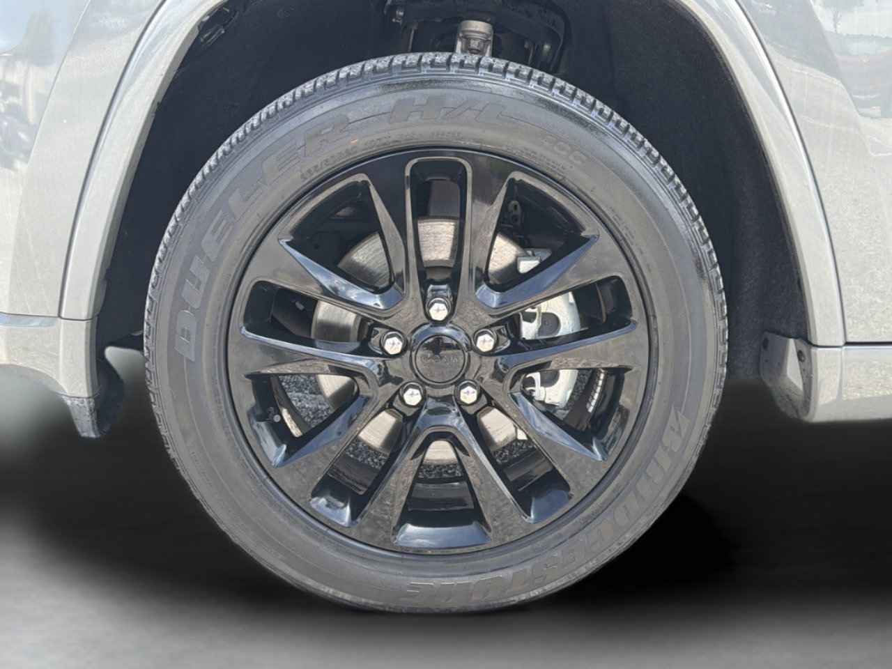 Used 2021 Jeep Grand Cherokee Laredo X AWD/4WD image 35