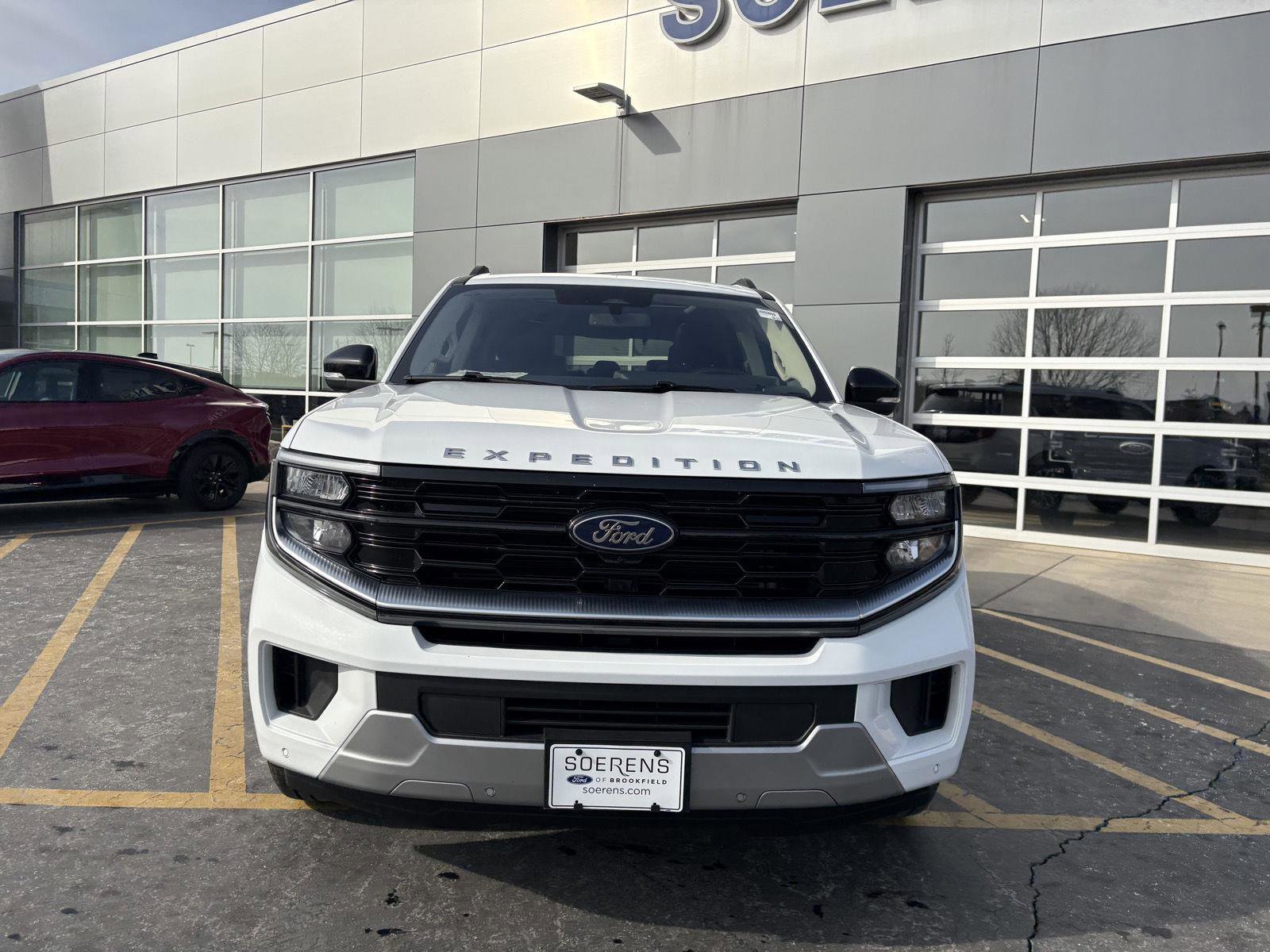 Certified 2025 Ford Expedition Platinum image 2