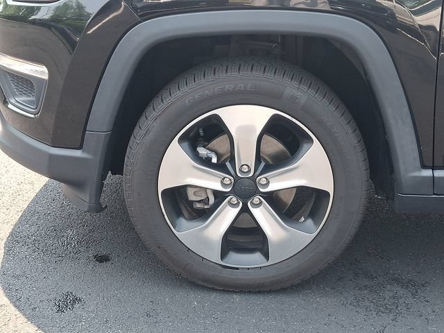 Used 2019 Jeep Compass Latitude w/ Popular Equipment Group AWD/4WD image 33