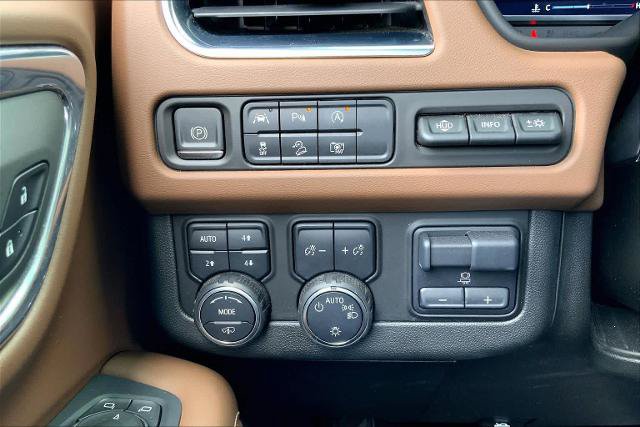 Used 2023 Chevrolet Tahoe High Country AWD/4WD image 34